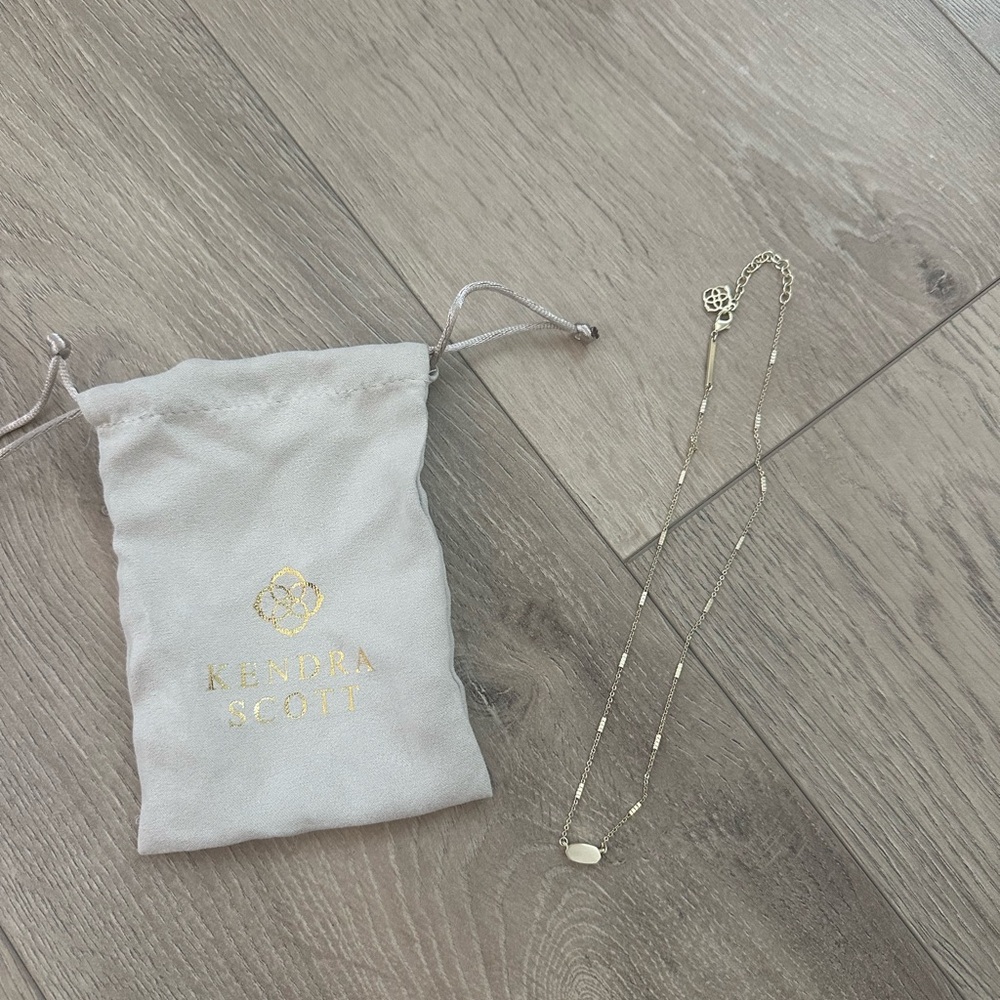 Kendra Scott Necklace